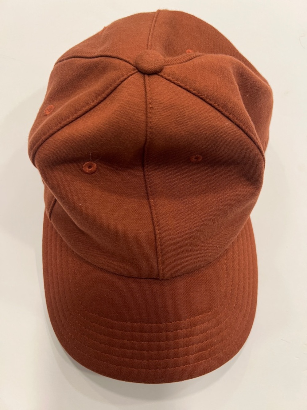 Athleta Triumph kinetic Rust Brown Baseball Cap